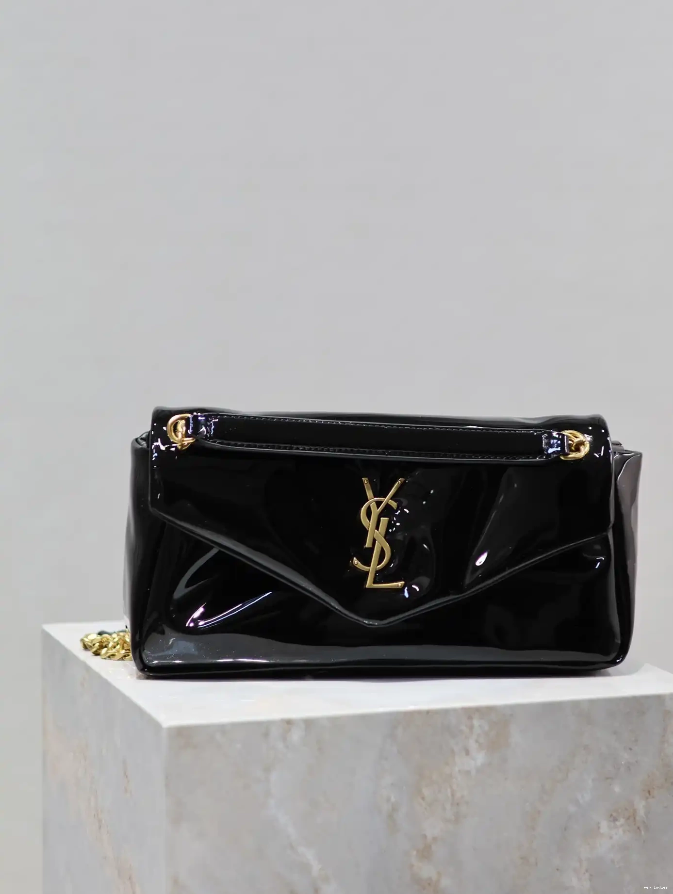REP LAMBSKIN CALYPSO PLUNGED IN YSL 0615